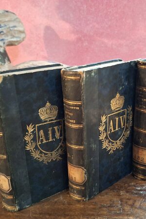 Raoul-Rochette (Jean-Baptiste Louis Georges). Lettres sur la Suisse, écrites en 1819, 1820 et 1821. Paris, Nepveu,1823.