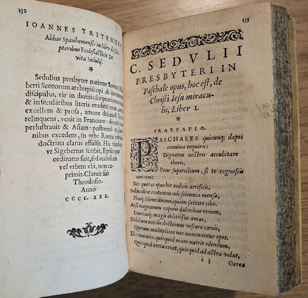 C. Iuvenci, Coelii Sedulii, Aratoris sacra poësis - Summa cura & diligentia recognita & collata - Lugduni, 1553 Prima edizione congiunta - immagine 2